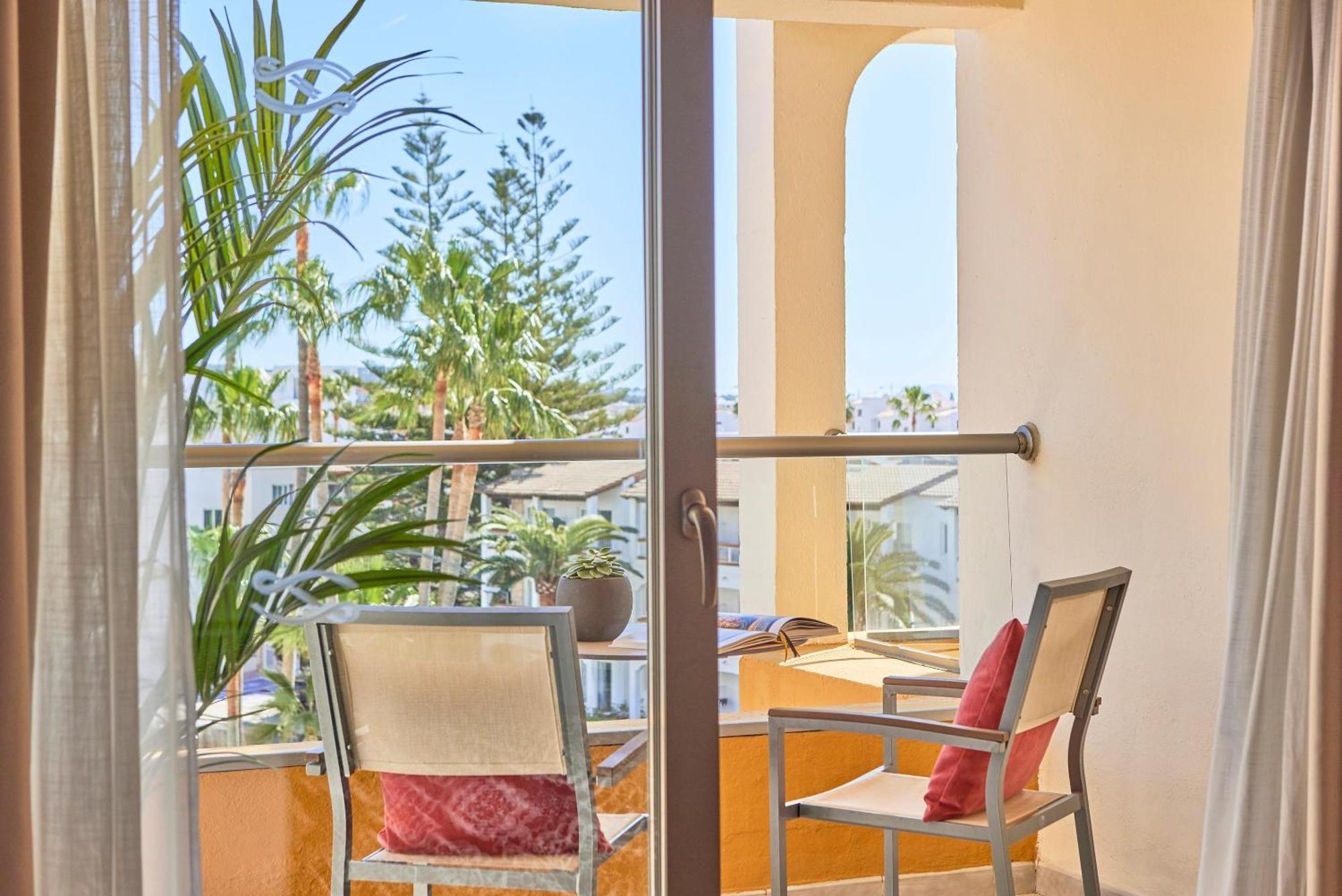 Aparthotel Zafiro Tropic Puerto de Alcúdia Exterior foto