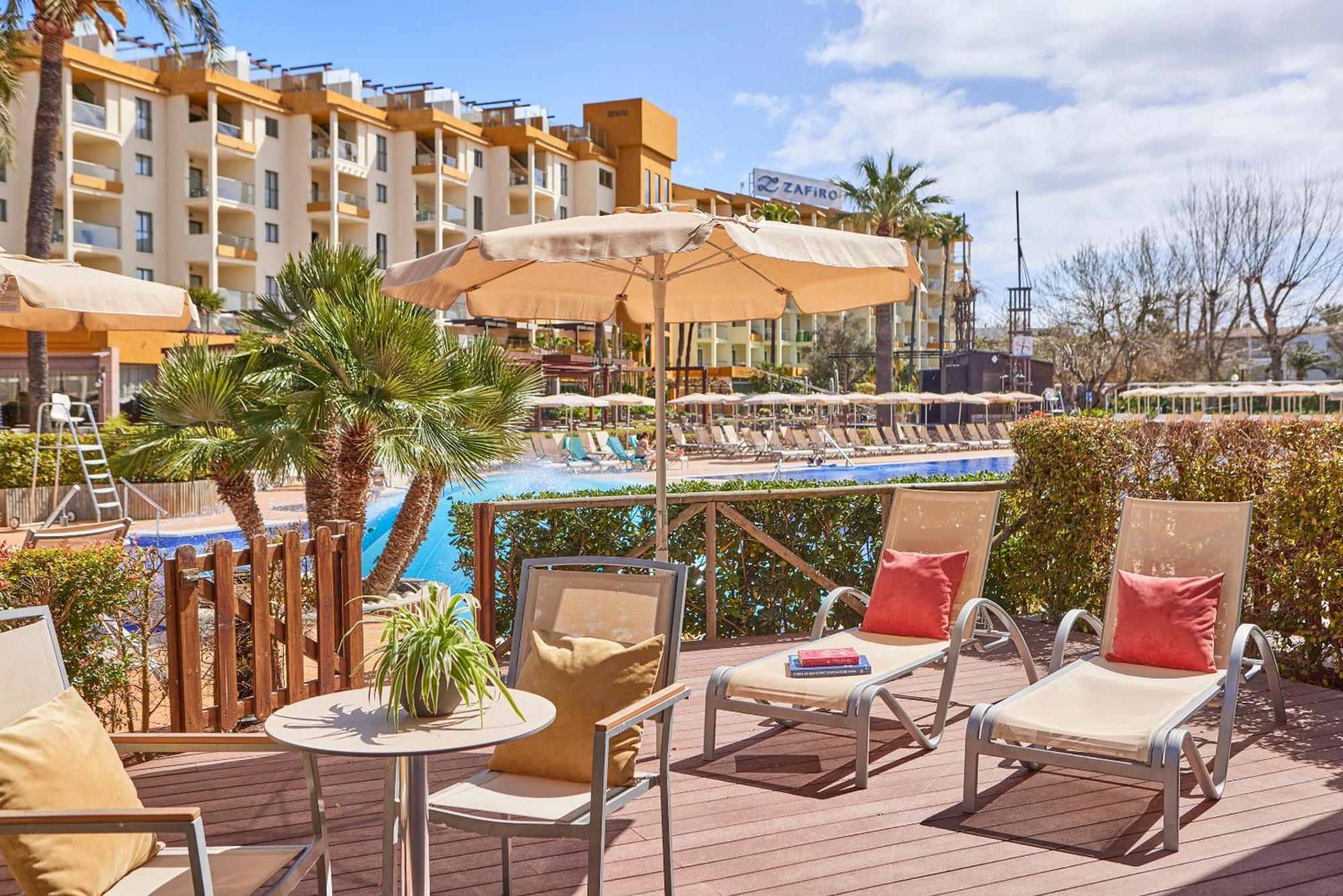 Aparthotel Zafiro Tropic Puerto de Alcúdia Exterior foto